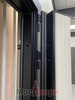 Входная дверь Denholm Дуб Нуар / Капучино Зеркало - фото 56776