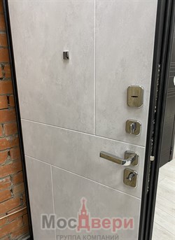 Входная дверь Rushmore Бетон Антрацит / Бетон Платина - фото 56814