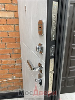 Входная дверь Rushmore Бетон Антрацит / Бетон Платина - фото 56817