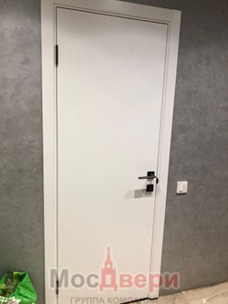 Межкомнатная дверь Arezzo Bianco глухая - фото 61943