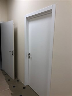 Межкомнатная дверь Arezzo Bianco глухая - фото 61945