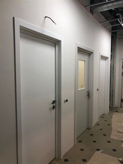 Межкомнатная дверь Arezzo Bianco глухая - фото 61946