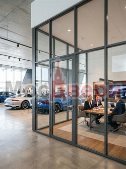 Панорамная каркасная перегородка AG Авто UF-14 для шоурума автосалона - фото 83664