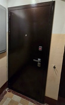 Входная дверь Тироль Антик медный / Орех темный - фото 84612