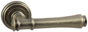 Дверная ручка V16AS на круглой розетке Состаренное серебро
