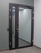 Алюминиевая полуторная дверь AGX-G Черная
