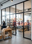 Светопрозрачная перегородка AG Логистика UF-9 с одинарным стеклом для e-commerce доставки