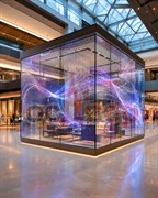 LED-плёнка Павильон Люкс PVL-68A для стеклянного павильона в торговом центре
